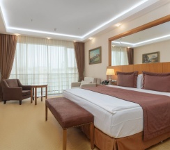 Двухместный номер Семейный двуспальная кровать в Buta