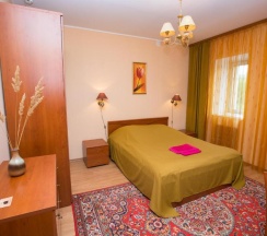 2-комнатный номер люкс (с завтраком) в Сура