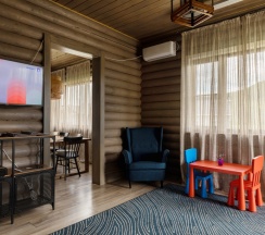 Коттедж с 3 комнатами с балконом и с красивым видом из окна в Заречье