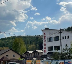 Люкс с балконом в Арслан