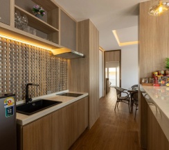 Люкс New семейный с джакузи на крыше с 3 комнатами в Phunawa Resort