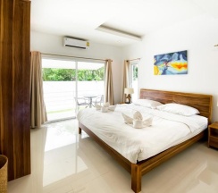 Люкс в Отель The Oriental Beach Pearl