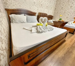 Трехместный номер /Без питания или ALL INCLUSIVE + BAR в Лооотель