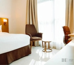 Четырёхместные апартаменты Premium с 2 комнатами в HE Hotel Apartment