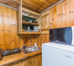 Коттедж Superior с красивым видом из окна в Раш