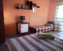 3-местный номер стандарт комфорт в SunnyHouse