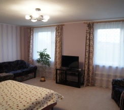 Коттедж с 3 комнатами в На Ивановском