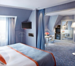 Полулюкс в Hotel Rochester Champs Elysees