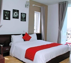 Двухместный номер Deluxe двуспальная кровать в The Carnation Hotel Da Nang