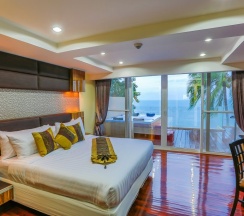 Люкс Spa Bath с 2 комнатами с балконом и с видом на море в Отель Royal Beach Boutique Resort & Spa