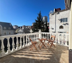 Трехместный улучшенный полулюкс с террасой в Anastasia