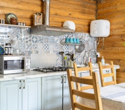 Дом у камня в Black fox