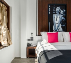 Вилла с балконом и рядом с пляжем в Pavilion Samui Pool Residence