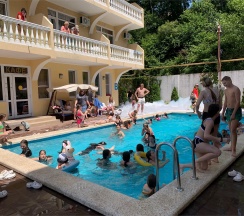 Семейный  с балконом  видом на море и бассейн в Aqualife