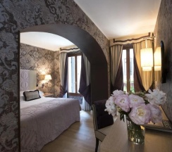 Двухместный номер Deluxe с видом на канал (двуспальная кровать) в Splendid Venice – Starhotels Collezione
