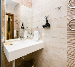 Номер комфорт с 1 двуспальной кроватью (с завтраком) в Nreef