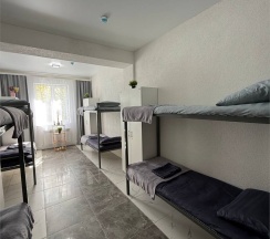 8-ми местный для женщин в Легенда