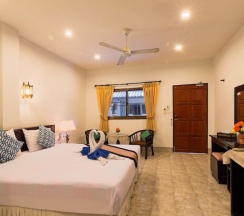Одноместный номер Superior односпальная кровать в Smile House Karon