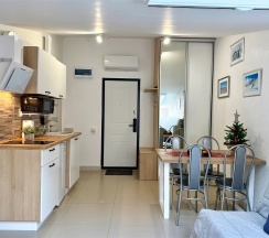 Апартаменты №4 "Полулюкс" на мансардном этаже в Саквояж