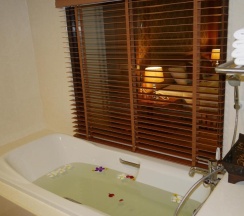 Двухместный номер Grand Deluxe с балконом двуспальная кровать в The Sunset Beach Resort Koh Kho Khao