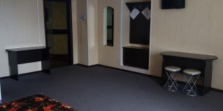 Линево: Отель Риф