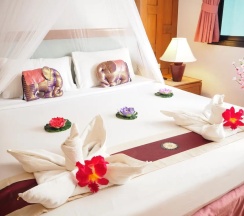 Четырёхместный семейный номер Standard с 4 комнатами в Your Place Inn