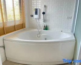 Люкс Deluxe в Look at Home Lamphun