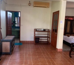 Коттедж с 2 комнатами в Avila Resort