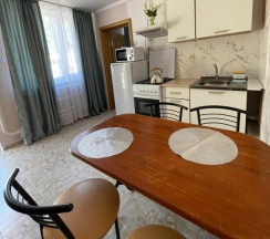 Семейный двухэтажный коттедж в Белые скалы