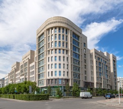 Апартаменты с красивым видом из окна в Квартира Promenade Expo