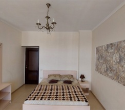 Люкс с 2-мя спальнями в Розмарин