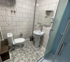 Трёхместный полулюкс в Дилижанс