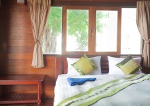 Бунгало с балконом в Koh Tao Regal Resort