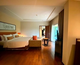 Двухместный люкс Classic двуспальная кровать в Phuket Panwa Beachfront Resort