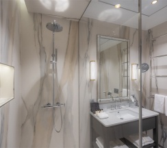 Полулюкс на мансардном этаже в Генрих