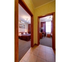 Семейный трехместный номер в Green hotel