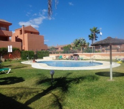 Коттедж с 4 комнатами в Manilva Beach 97