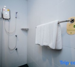 Номер Deluxe с красивым видом из окна в Kata Tranquil Villa