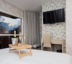 Делюкс с панорамным видом на сад в Kailas Park&SPA by Stellar Hotels