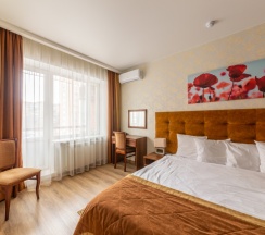 Двухкомнатный Люкс с кроватью QUEEN SIZE в Corsa Vita