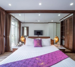 Люкс Deluxe в Suji Hotel