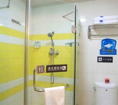 Двухместный номер Standard (двуспальная кровать) в 7 Days Inn Shanghai Changshou Road Subway Station PCD Store Branch