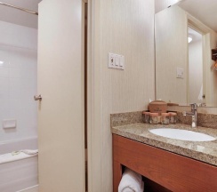 Двухместный номер Standard двуспальная кровать в Sandman Hotel Vancouver Downtown