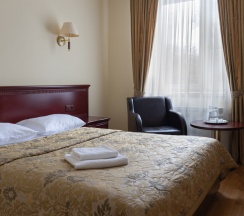 Двухместный номер Comfort двуспальная кровать в Кочубей центр