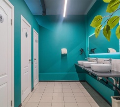 Кровать в 6-местном женском номере (общие удобства) в Hot Place Guest House