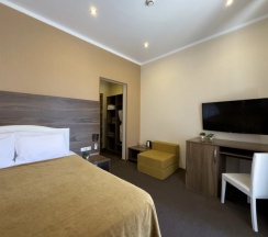 Двухместный номер Стандарт с балконом и с красивым видом из окна двуспальная кровать в Aimara