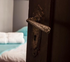 Кровать в общем номере в Hobu Hostel