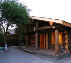 Коттедж с красивым видом из окна в WoodHouse