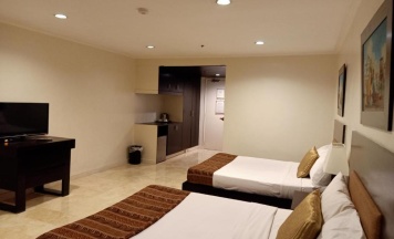 Двухместный номер Deluxe двуспальная кровать в Paragon Tower Hotel