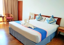 Двухместный номер Deluxe в Diamond Plaza Hotel Suratthani